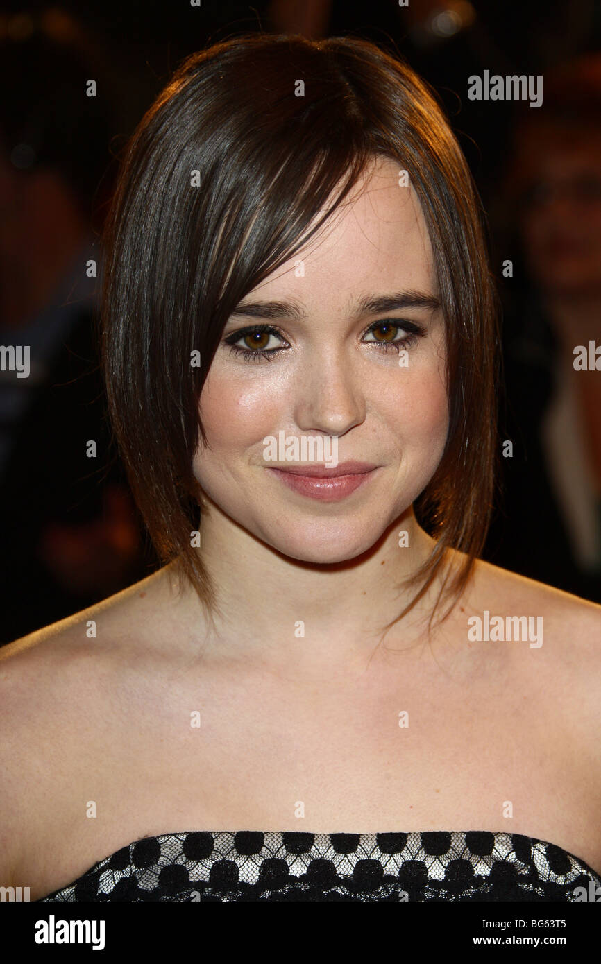 ELLEN PAGE JUNO FILMPREMIERE WESTWOOD LOS ANGELES USA 03 December 2007  Stock Photo - Alamy