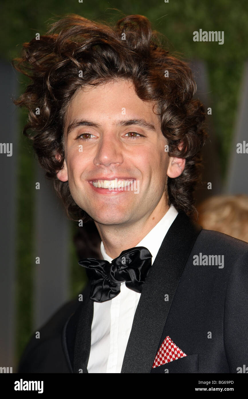 MIKA 2009 VANITY FAIR OSCAR PARTY WEST HOLLYWOOD LOS ANGELES CA USA 22  February 2009 Stock Photo - Alamy