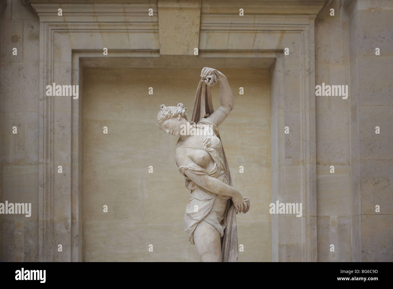 statue of venus callipygian, High definition