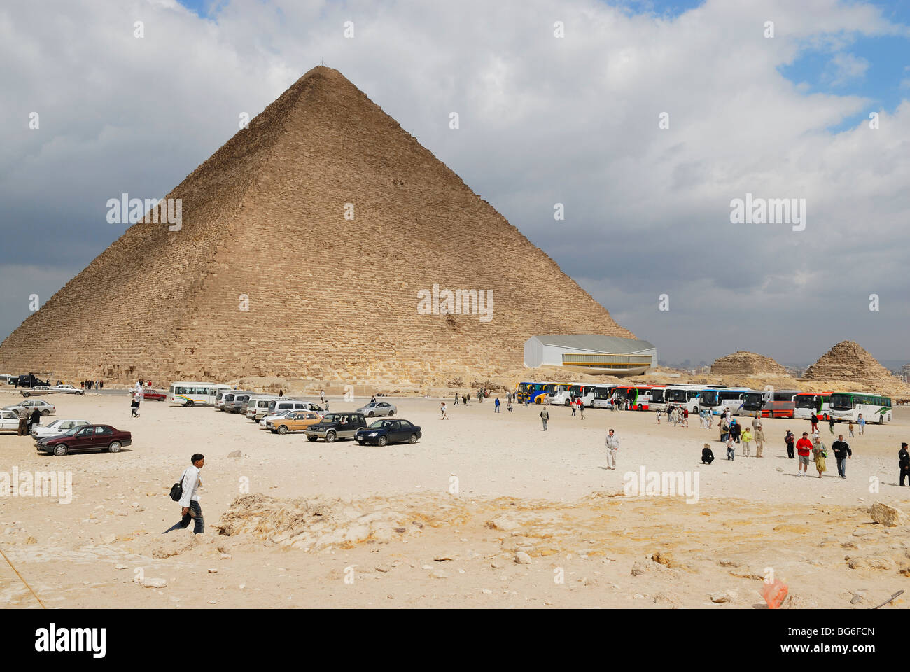 The Great Pyramid of Giza also called the Pyramid of Khufu and the Pyramid of Cheops, Egypt Stock Photo