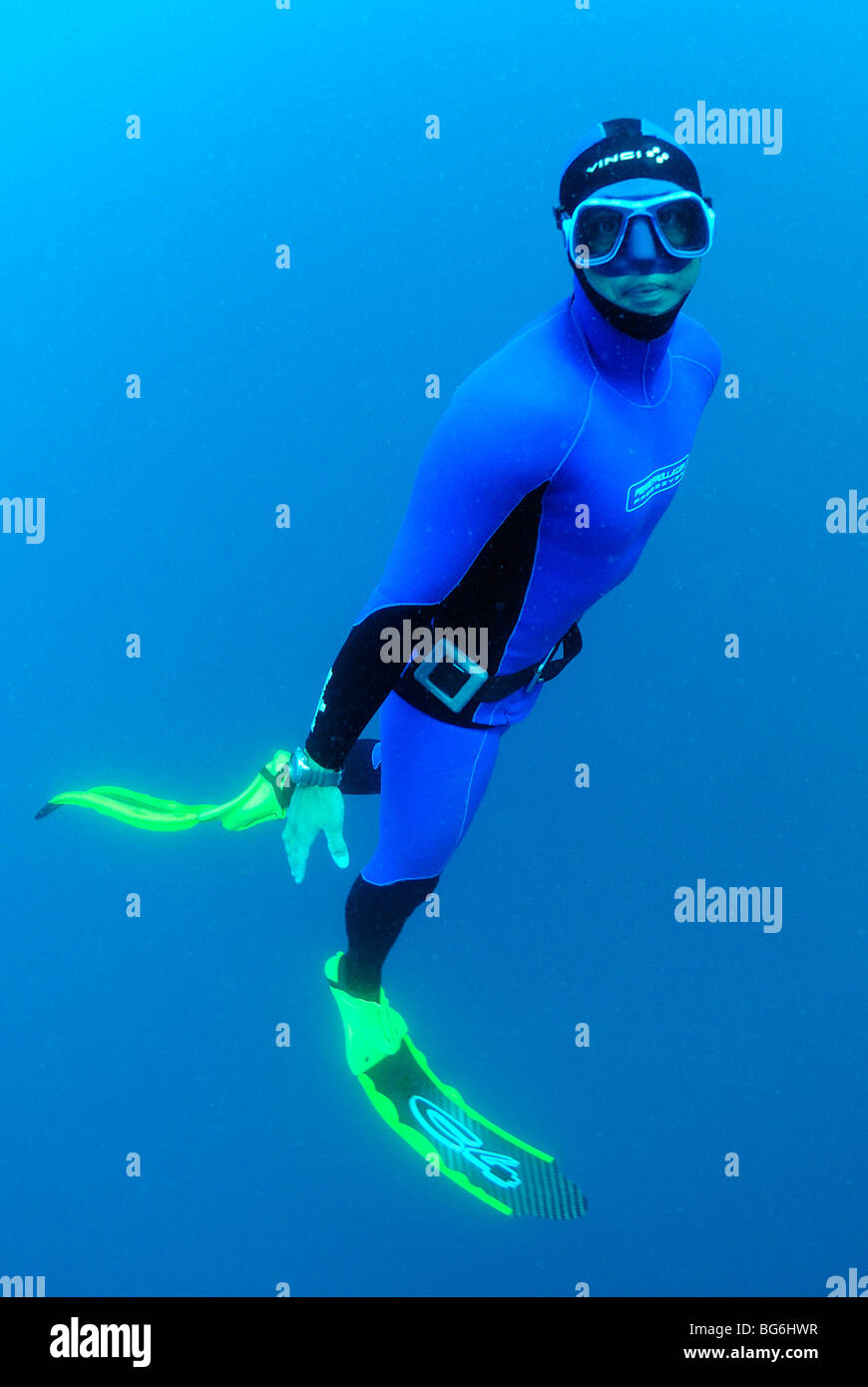 Deep sea diving suit hires stock photography and images Alamy