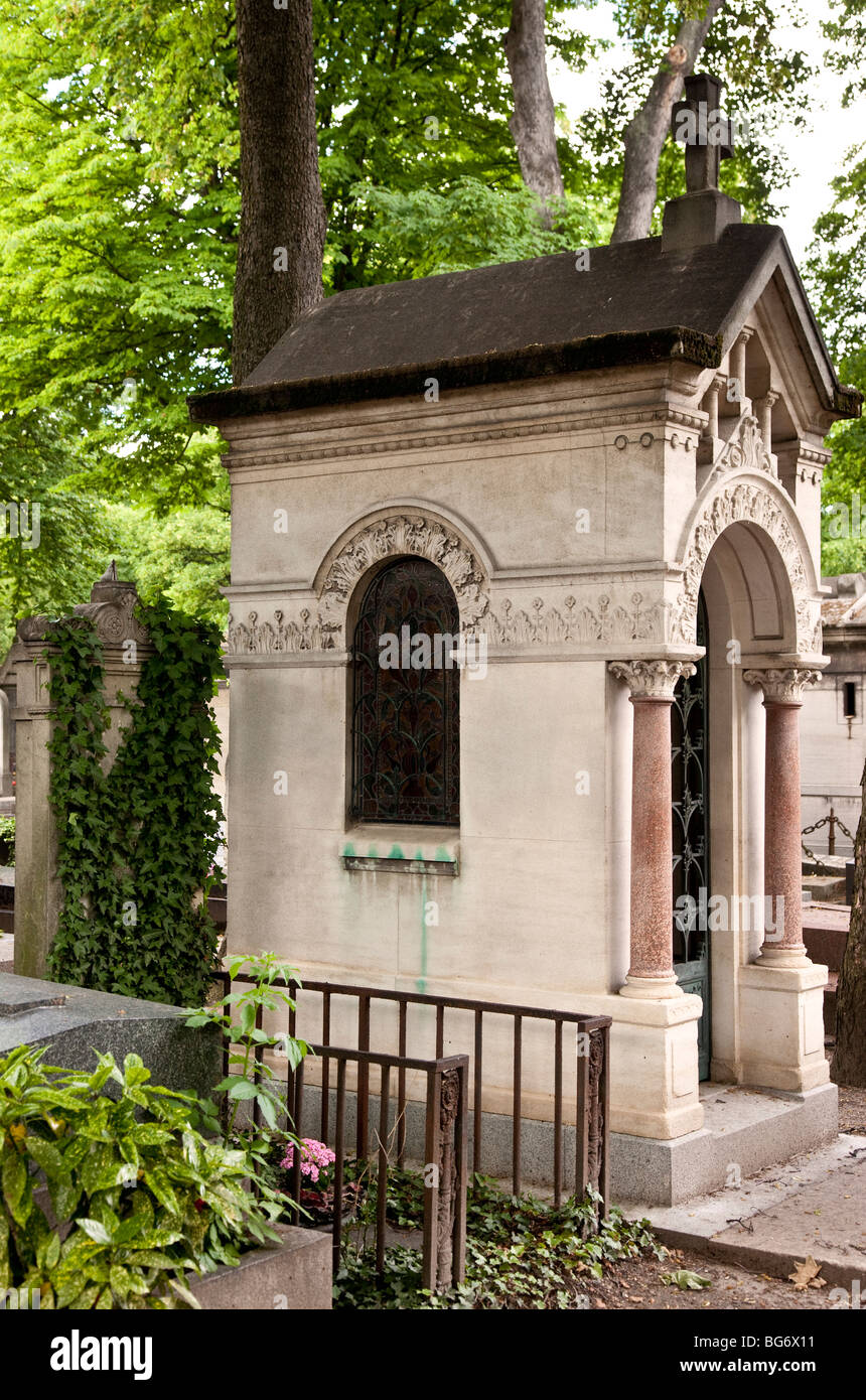 Crypt at the famous Cimetière de Montmartre in Paris France Stock Photo