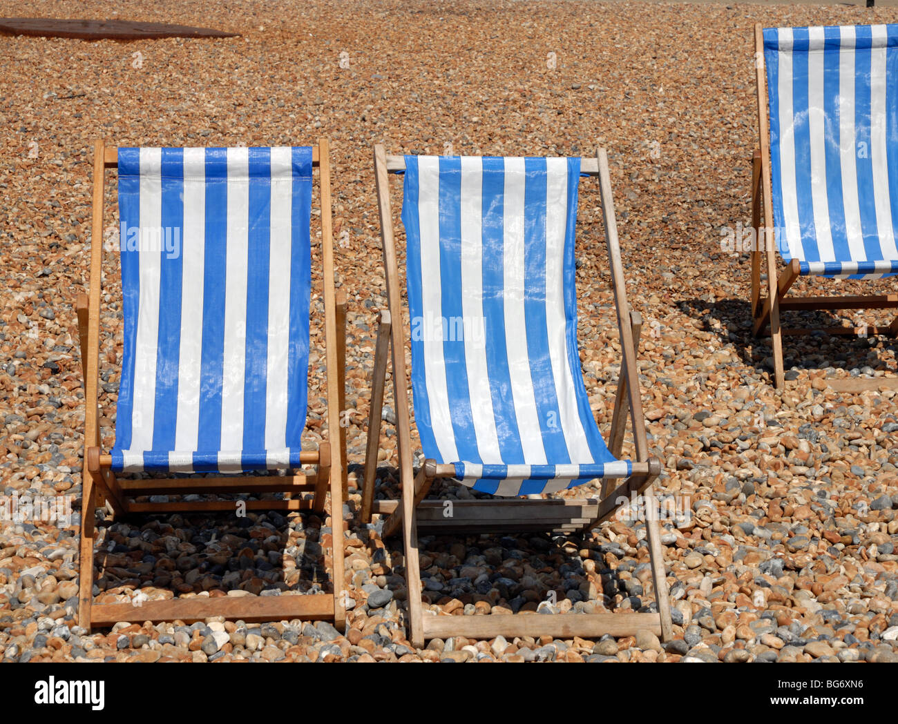 Deck chairs chair beach brighton hi-res stock photography and images ...
