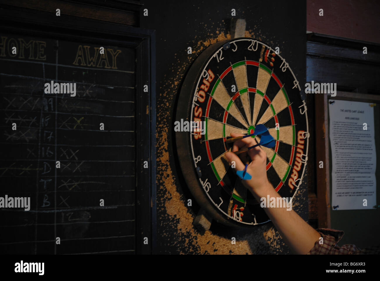 Dart Board Pub High Resolution Stock Photography and Images Alamy
