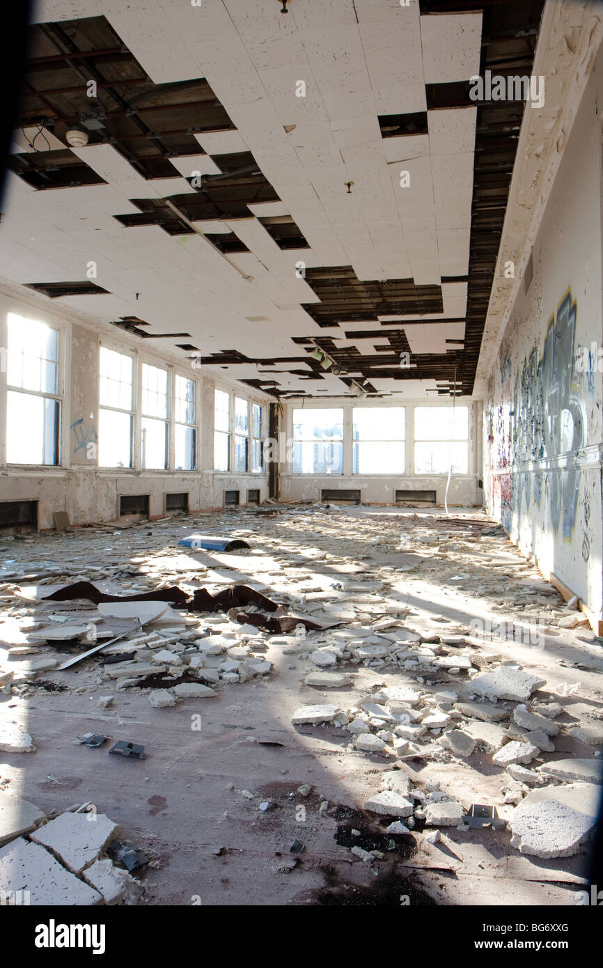 abandon abandoned office building interior empty Stock Photo