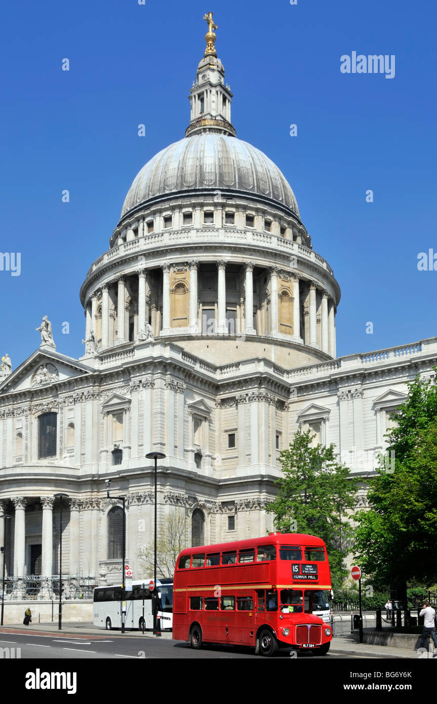 London routemaster bus outside St Pauls cathedral seen after extensive repairs and cleaning Stock Photo