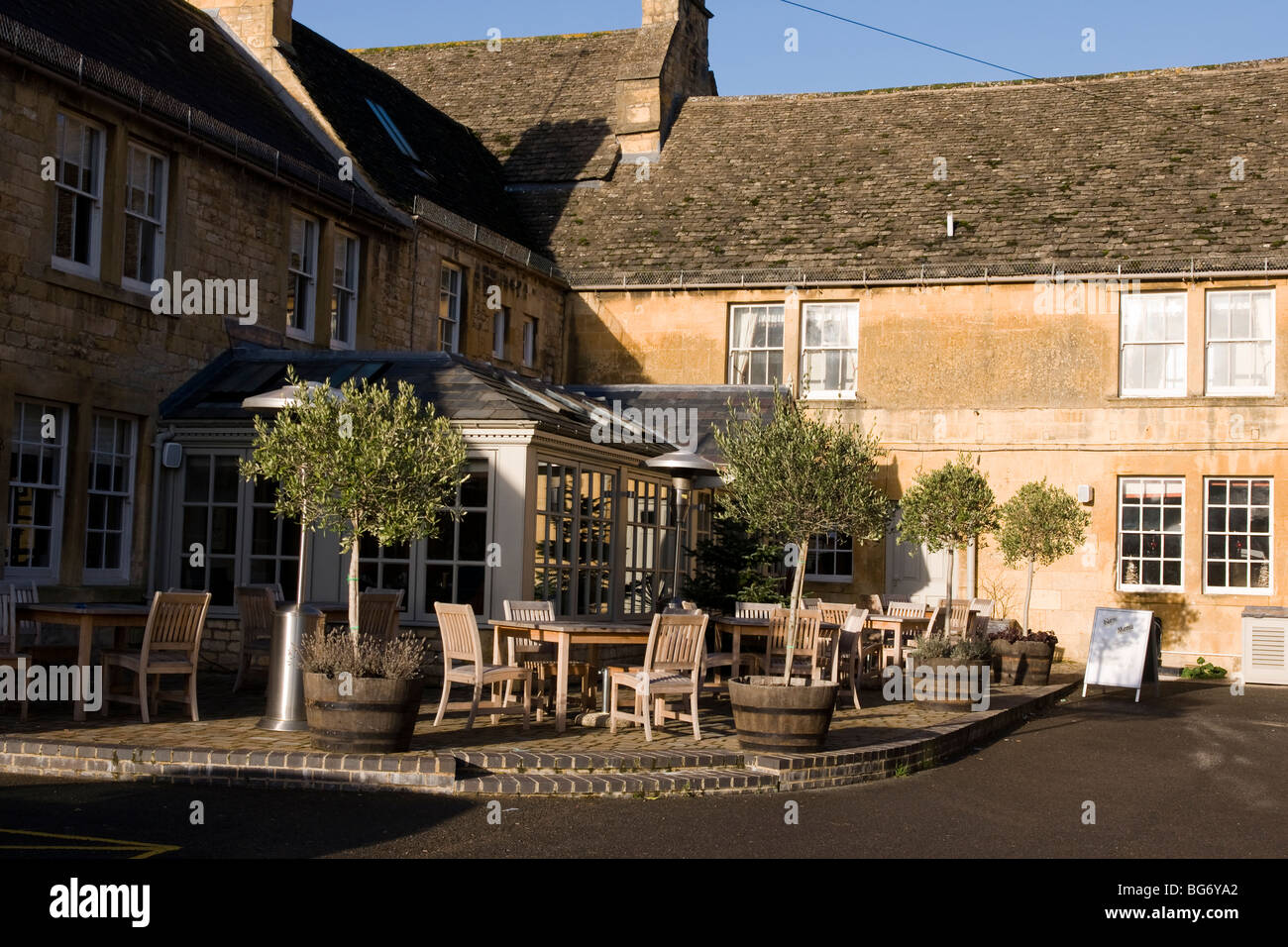 Chipping Campden Gloucestershire England UK Noel arms Hotel Stock Photo