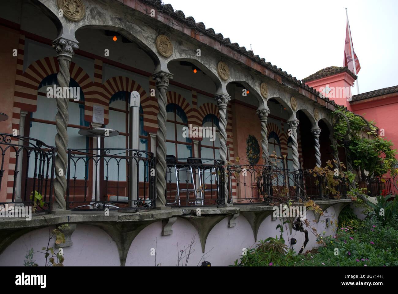Kensington roof garden, Kensington High Street London UK Stock Photo