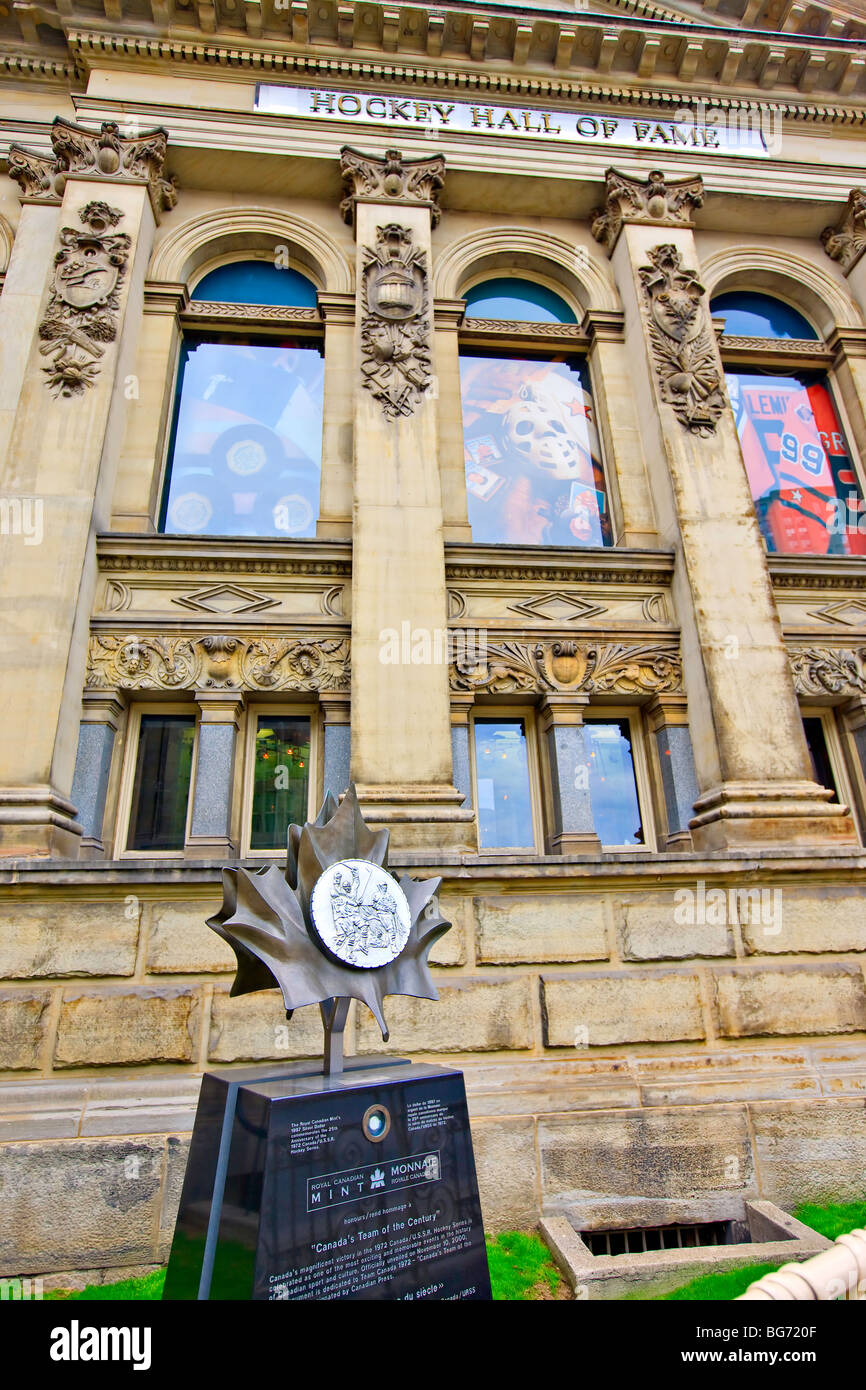 Royal Canadian Mint's 1997 Silver Dollar (commemorating the 25th anniversary of the 1972 Canada/USSR Hockey series) outside the  Stock Photo