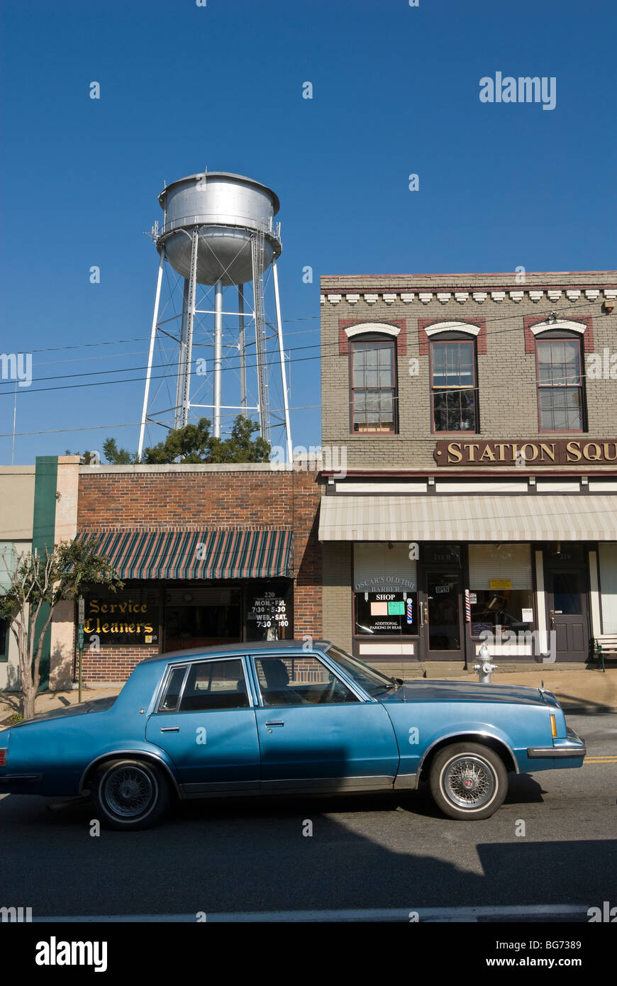 Thomasville hires stock photography and images Alamy
