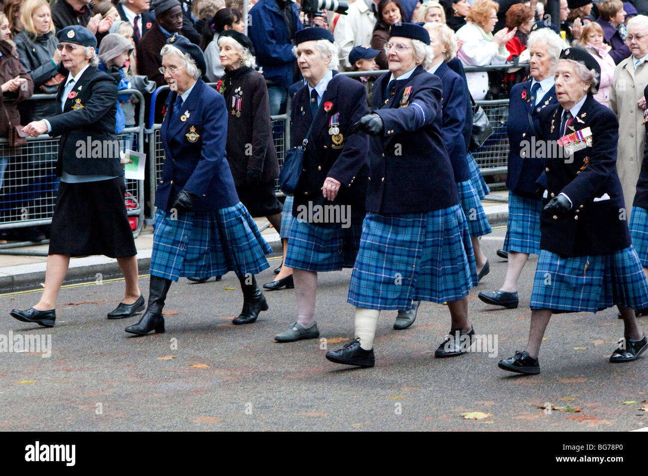 Remembrance Day Parade in London Stock Photo Alamy