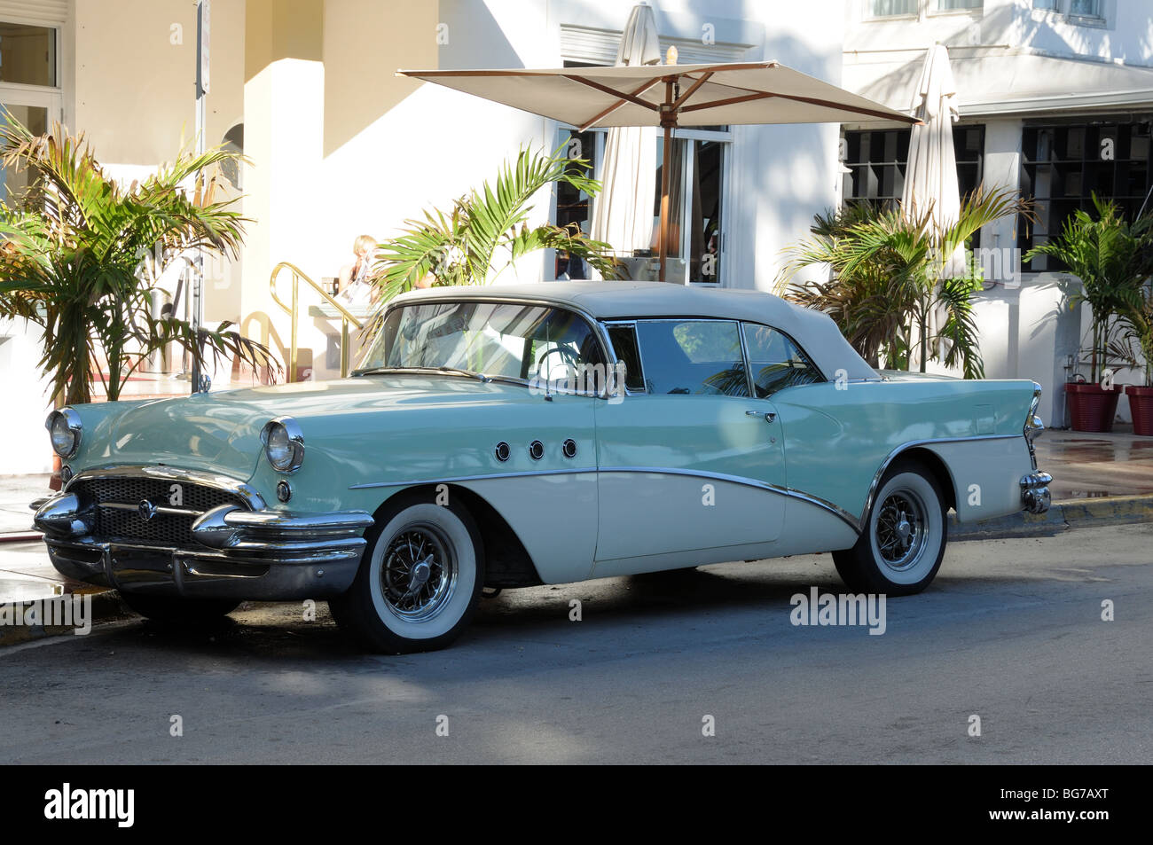 Classic American Car, Ocean Drive, Miami South Beach, Florida USA Stock Photo Alamy