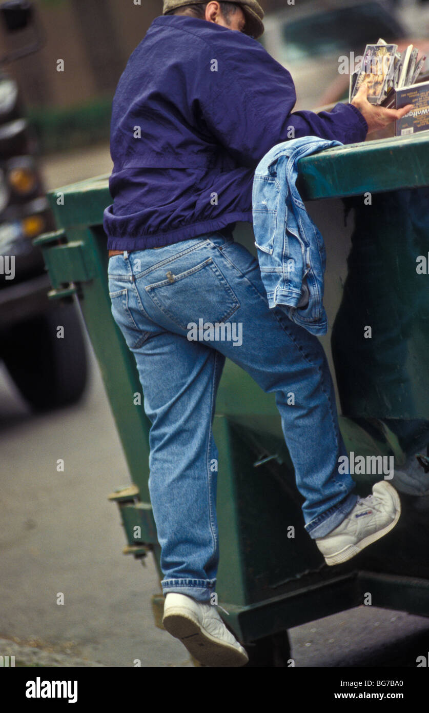 Scavenger hunts hires stock photography and images Alamy