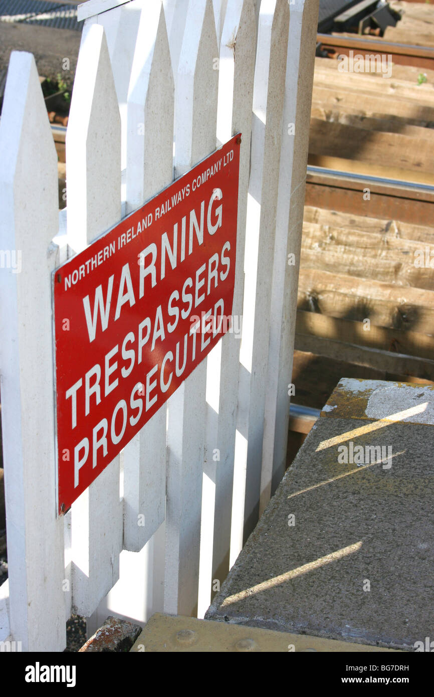 Level Crossing Sign High Resolution Stock Photography And Images Alamy Level Crossing Sign High Resolution Stock Photography And Images Alamy