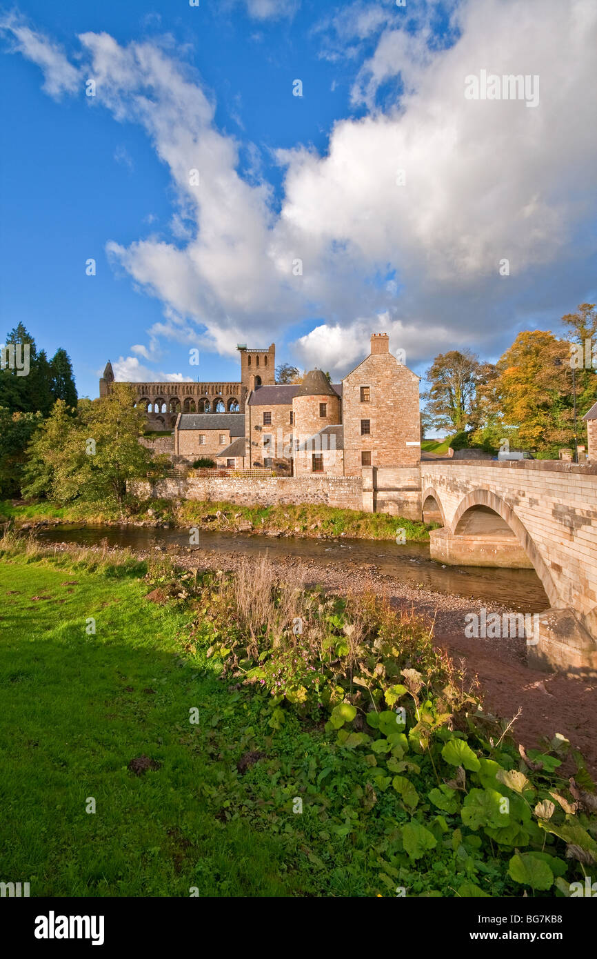 Jedburgh Abbey and Abbey Place from Jed Waterand Bridge, Borders County
