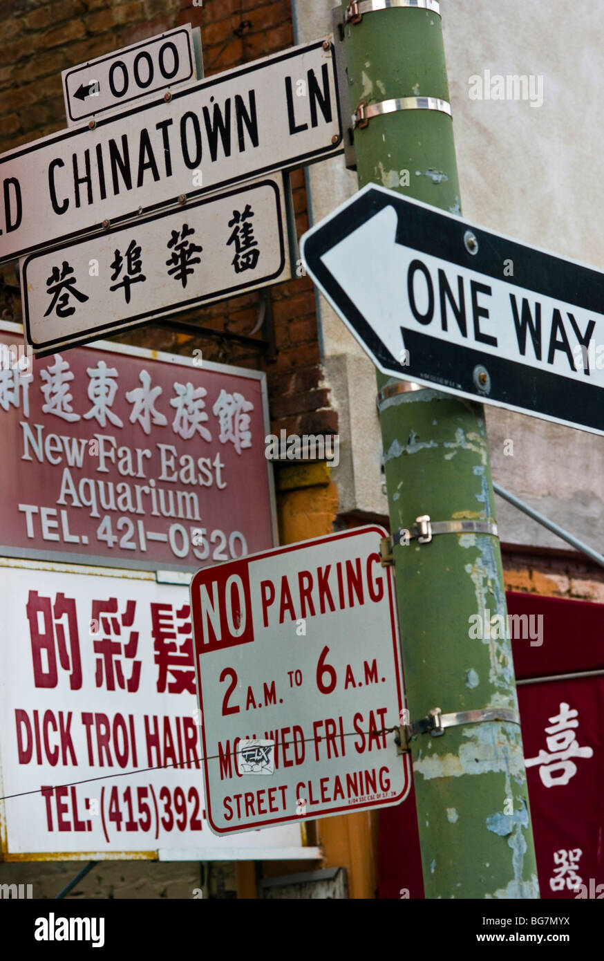 Chinatown signs san francisco hi-res stock photography and Chinatown signs san francisco hi-res stock photography and