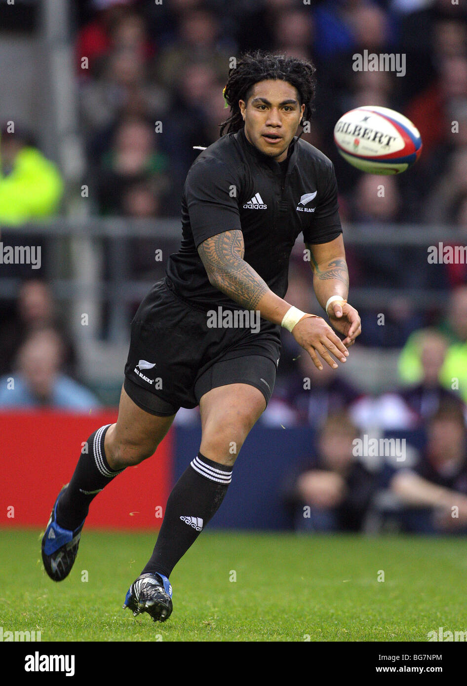 MA'A NONU NEW ZEALAND RU TWICKENHAM MIDDLESEX ENGLAND 21 November 2009 Stock Photo