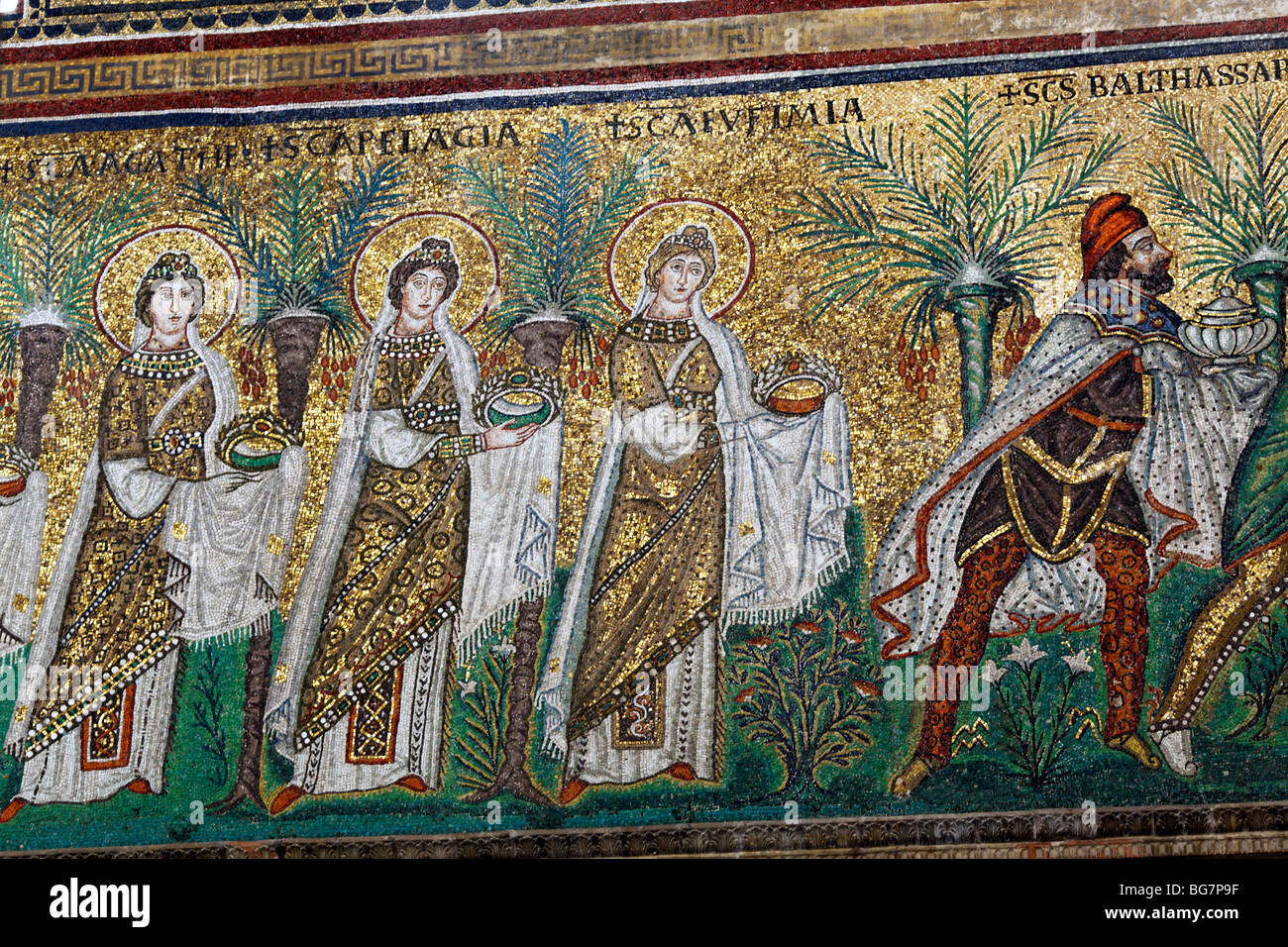 Mosaic in basilica of Sant Apollinare Nuovo, UNESCO World Heritage site, Ravenna, Emilia-Romagna, Italy Stock Photo