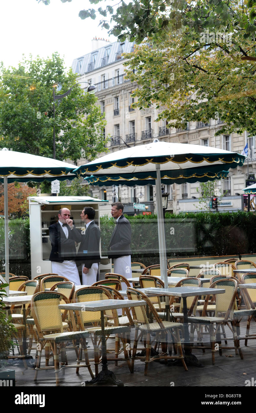 France, Paris, Typical outdoor cafe Stock Photo