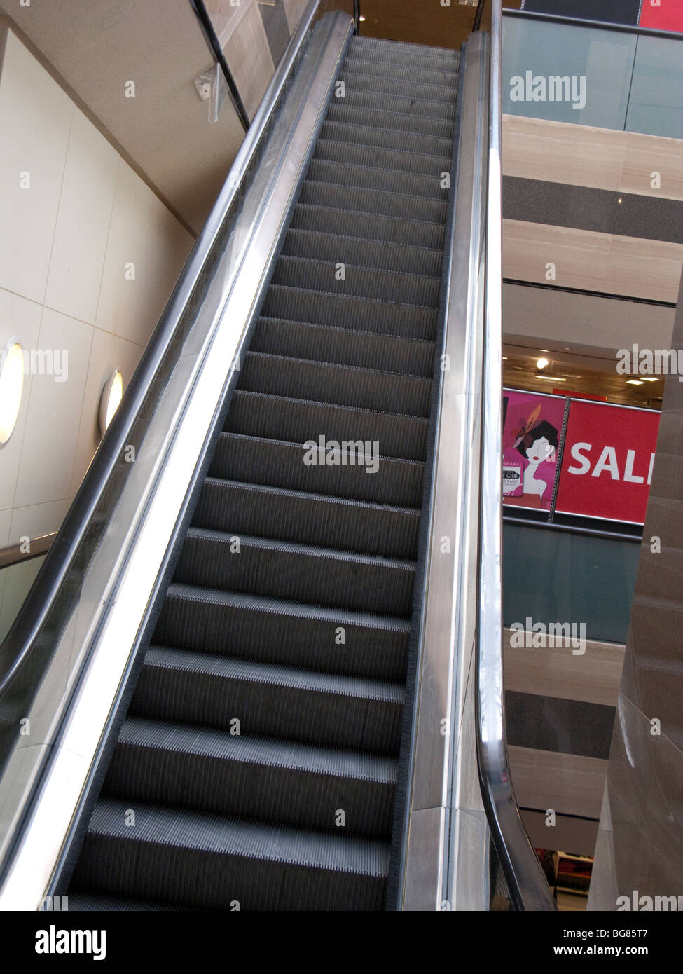Shopping centre escalator hi-res stock photography and images - Alamy