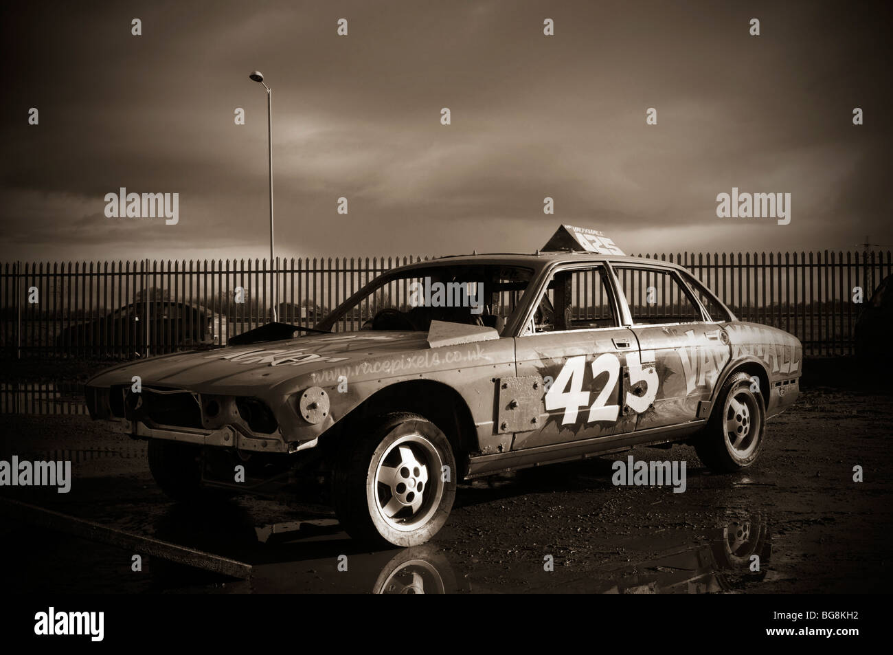 banger racing bangers races race stock car cars smashed up smashing ...