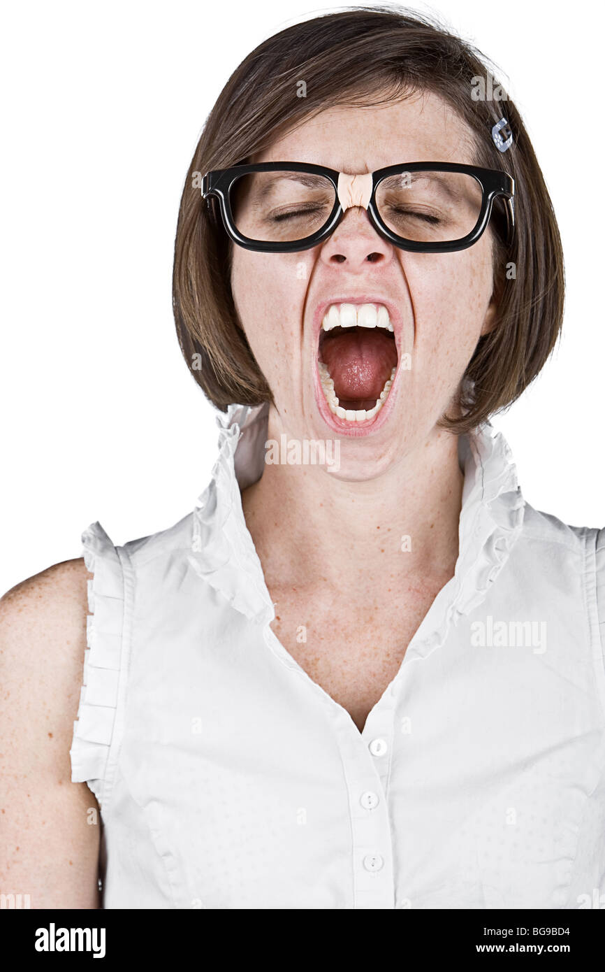 Девушка зевает. Артикуляционное упражнение бегемотик. Ребенок зевает. Девушка зевает. Шире рта не зевнешь.