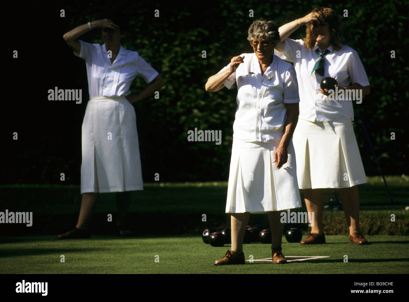 Women playing lawn bowls Stock Photo Alamy