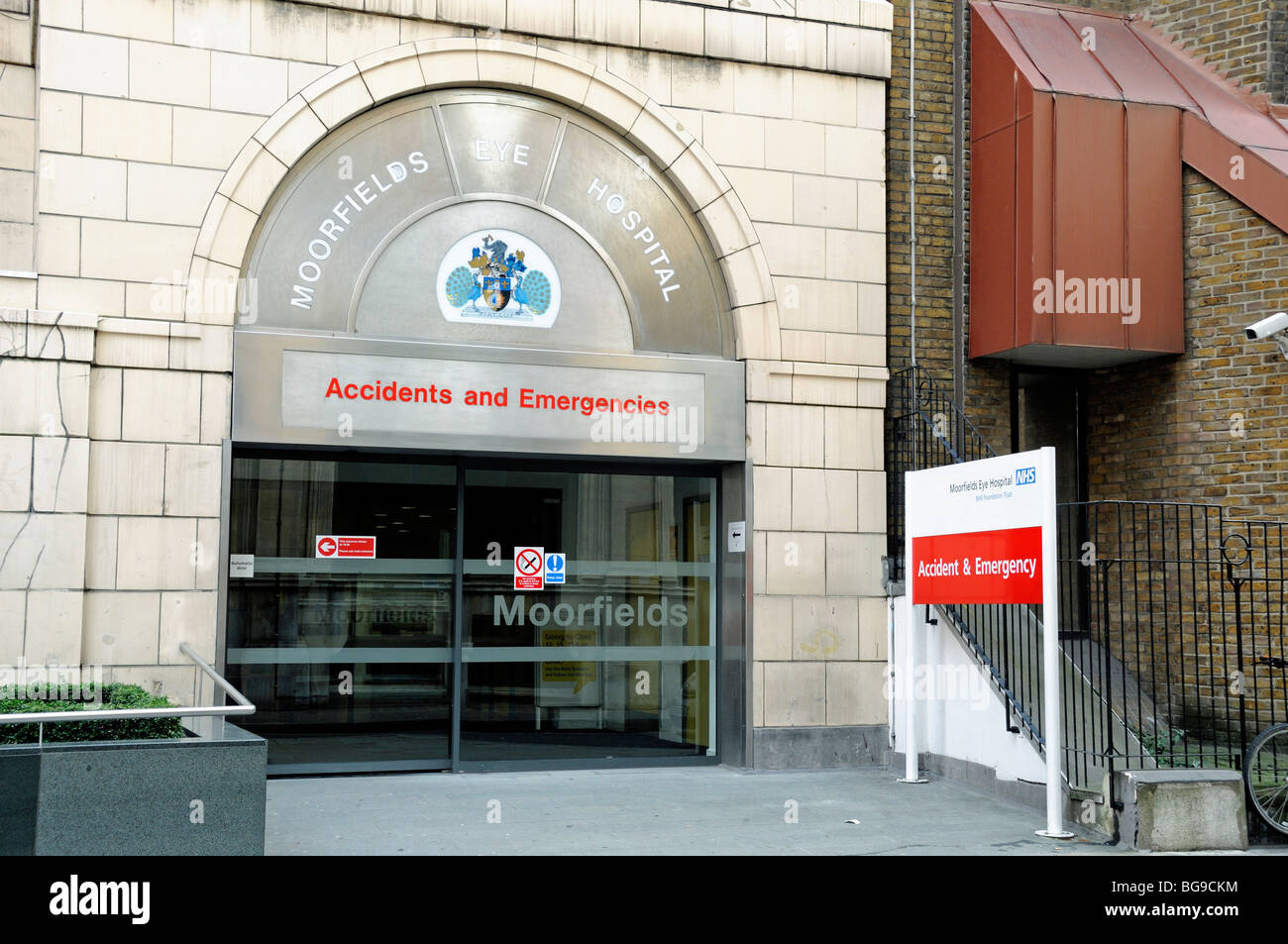 Accident & Emergency entrance at Moorfields Eye Hospital Islington London England UK Stock Photo