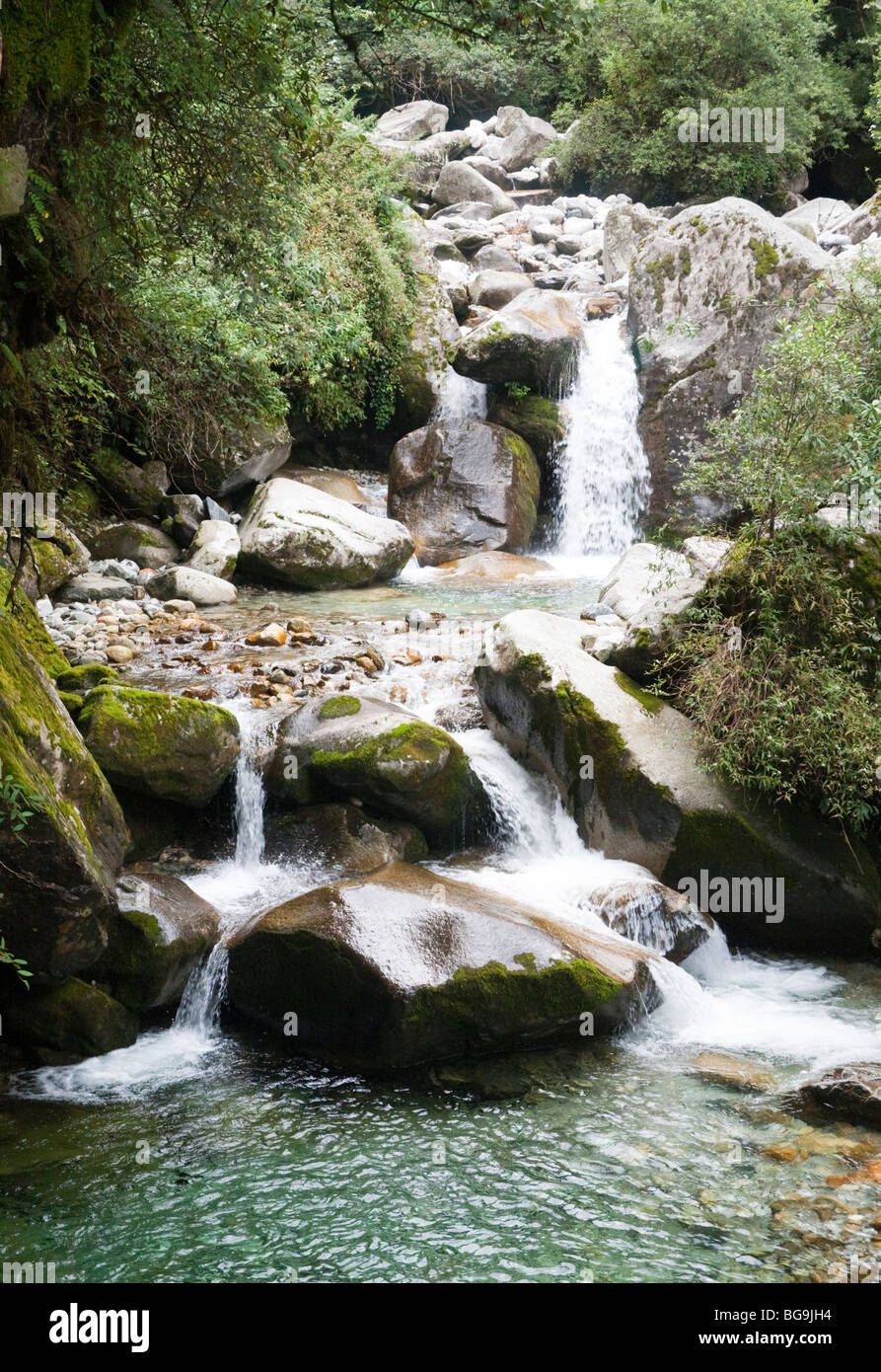 Long Stream running down the side of Zhonghe Mountain (Cang Shan) near Dali, Northwest Yunnan Province, China Stock Photo