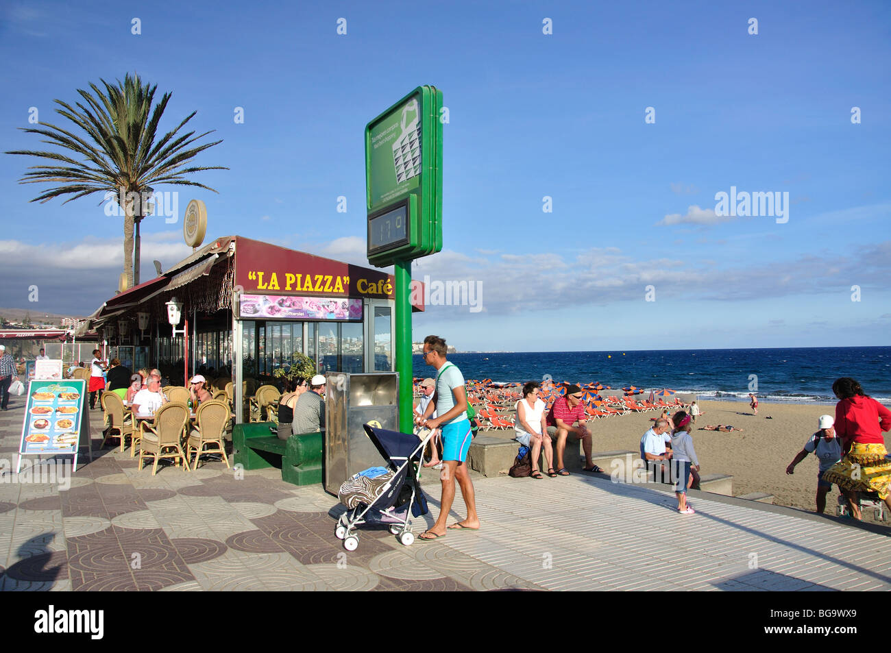 Beach promenade, Playa del Ingles, San Bartolome de Tirajana Municipality Gran Canaria, Canary Islands, Spain Stock Photo