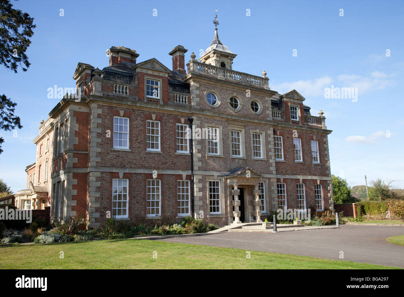 Wallsworth Hall Nature in Art Sandhurst Gloucester UK Stock Photo Alamy