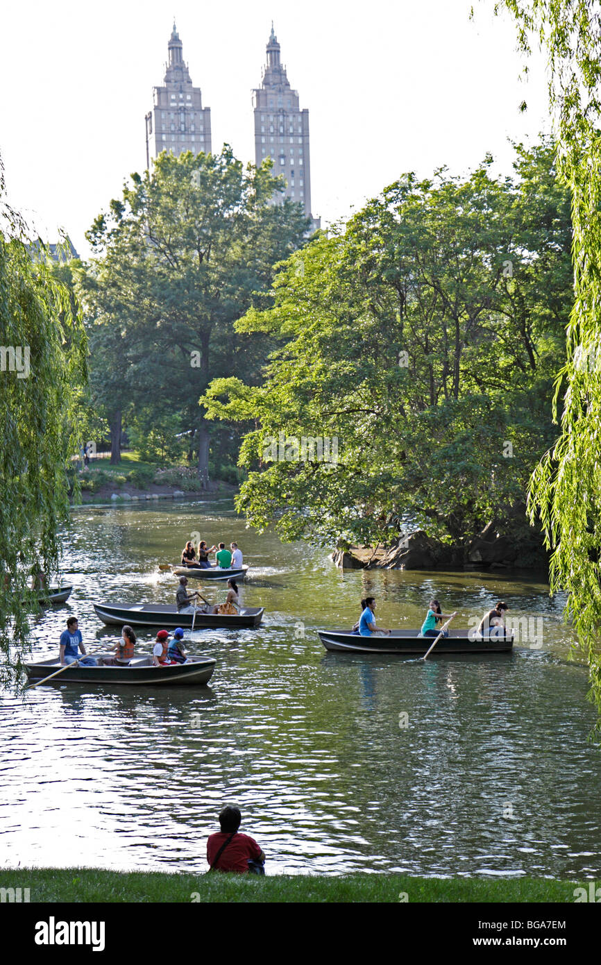 rowing boats at Central Park, Manhattan, New York, United States Stock Photo Alamy
