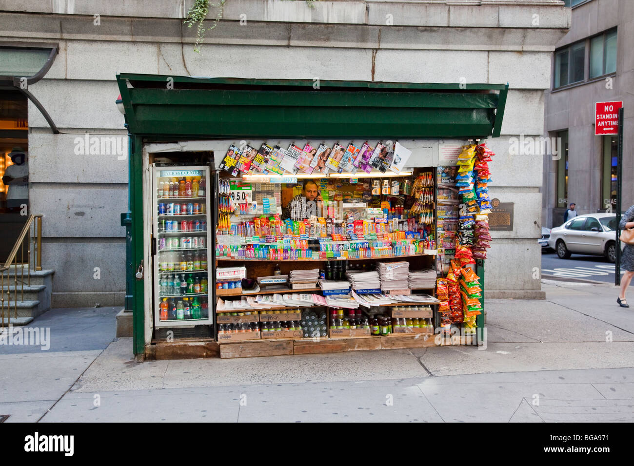 Magazine stand in downtown Manhattan, New York City Stock Photo Alamy
