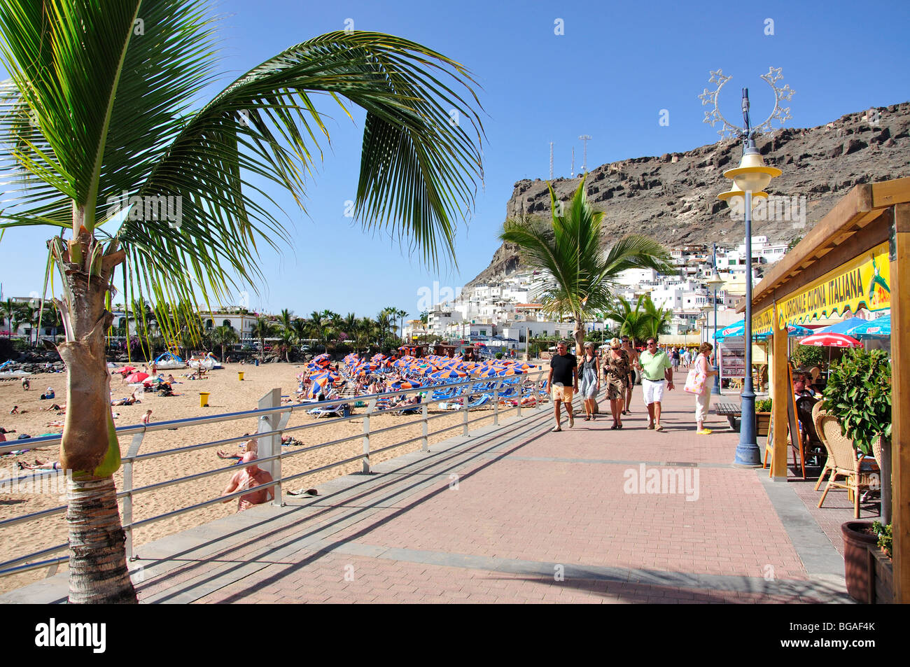 Beach promenade view, Playa de Mogan, Puerto de Mogan, Mogan Municipality, Gran Canaria, Canary Islands, Spain Stock Photo