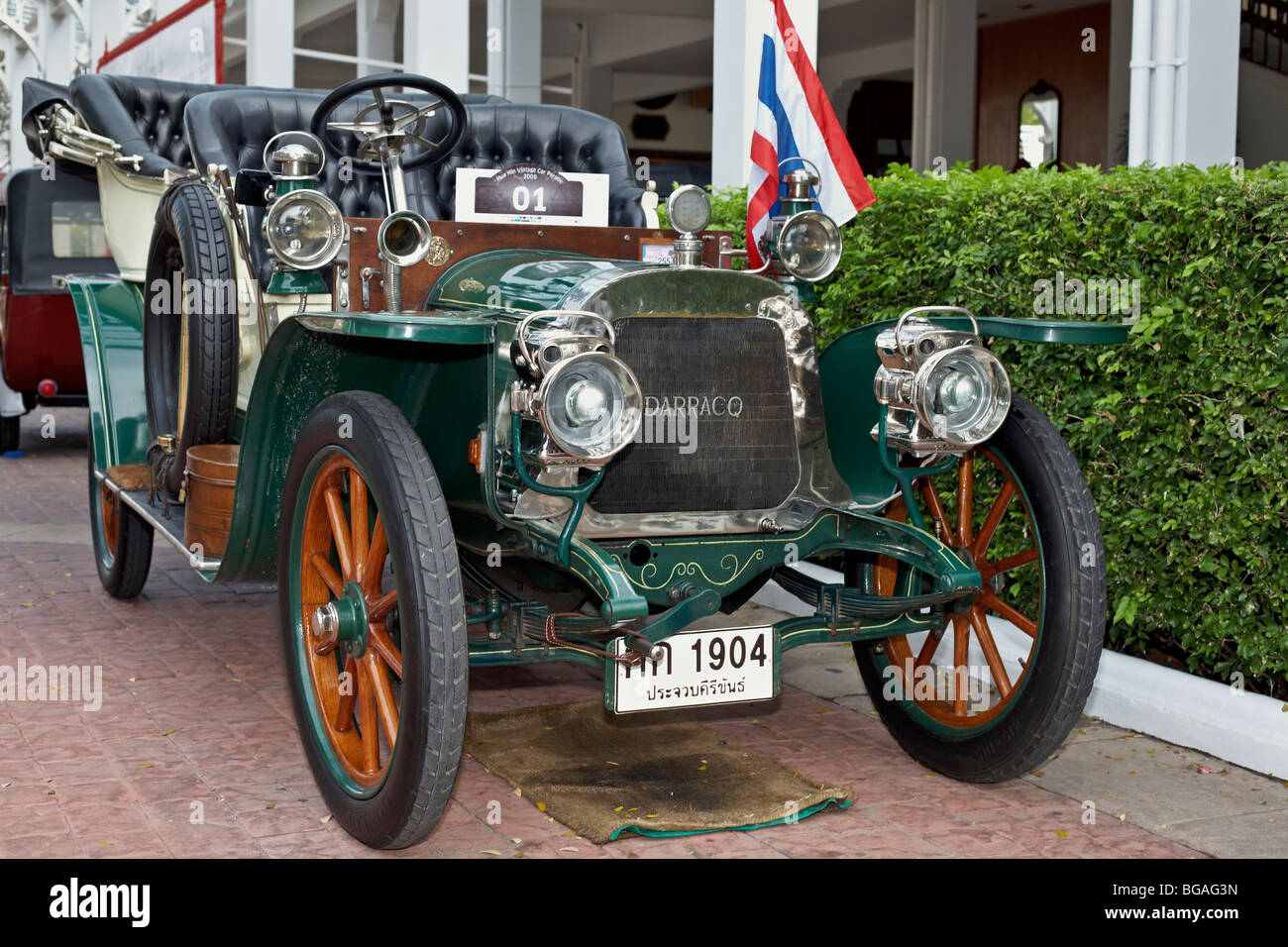 1904 French Darracq Veteran classic car and appropriate license plate Stock Photo