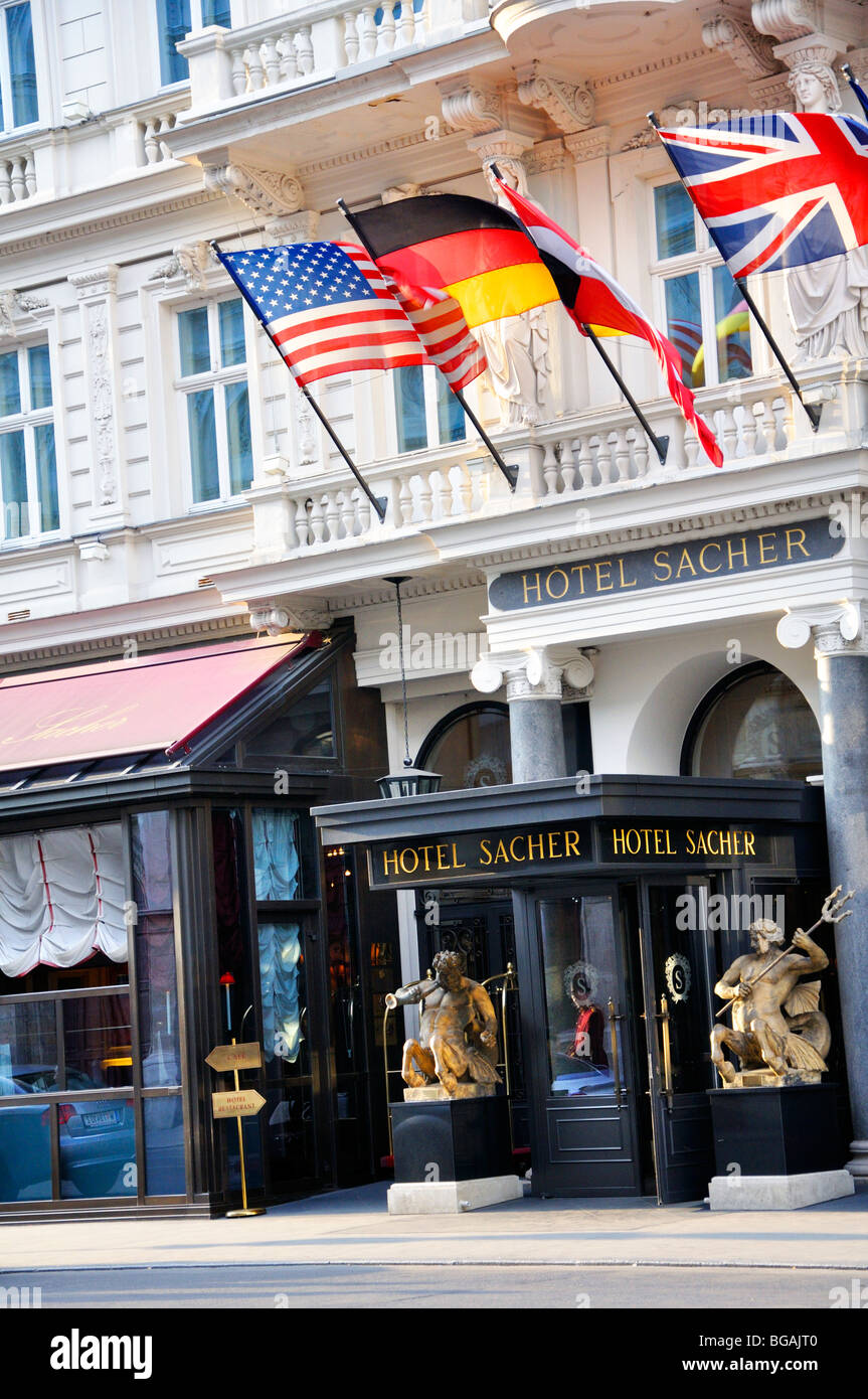 Vienna cafe sacher wien hi-res stock photography and images - Alamy