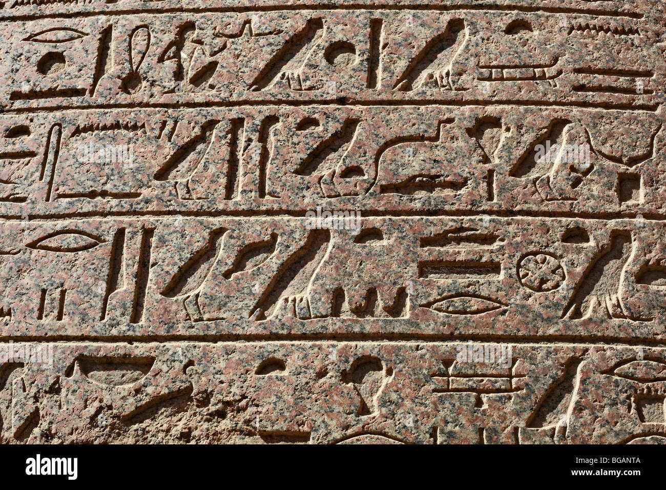 Hieroglyphen-Wand im Karnak-Tempel Stock Photo