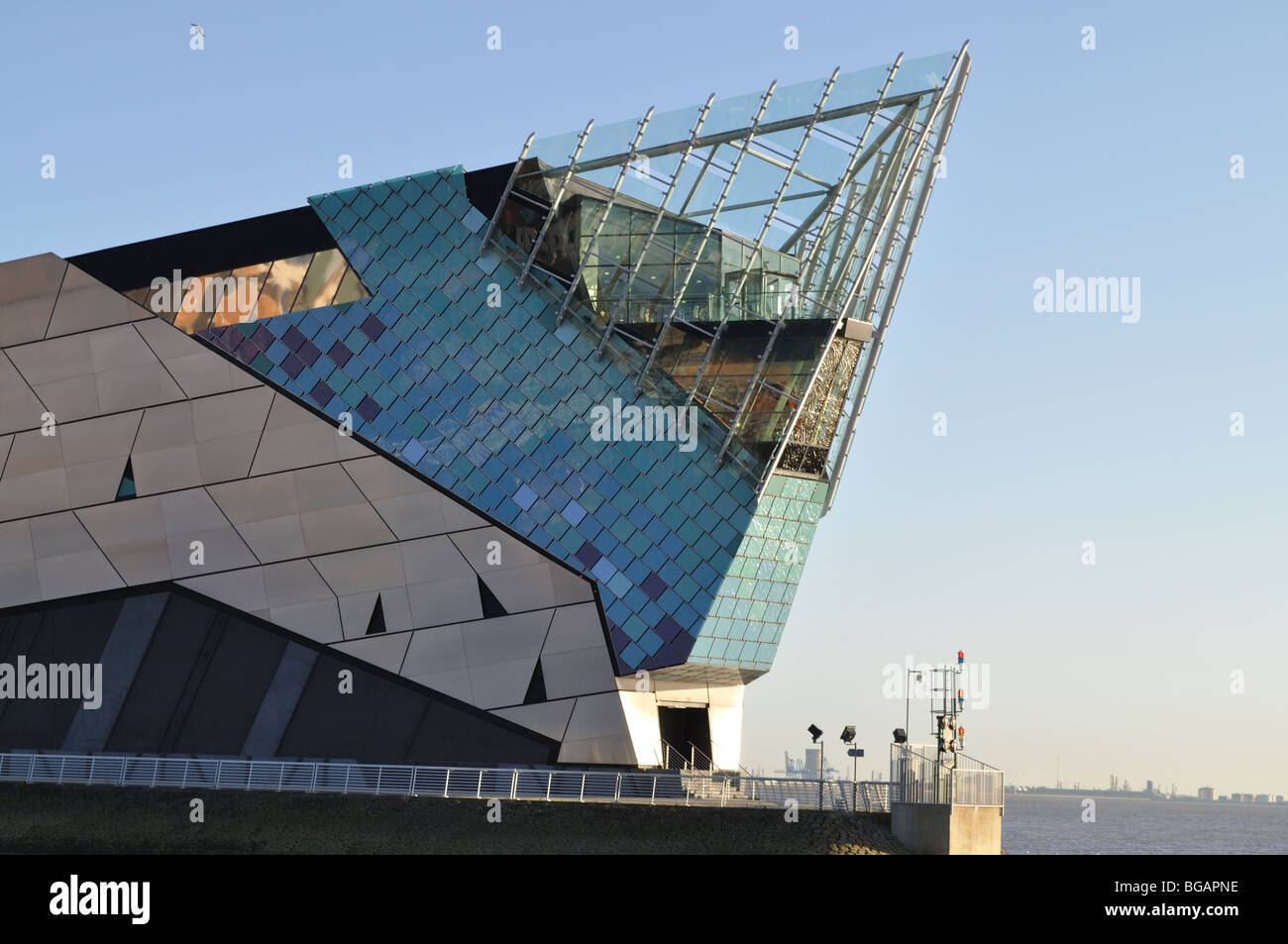 The Deep Aquarium Hull Stock Photo - Alamy