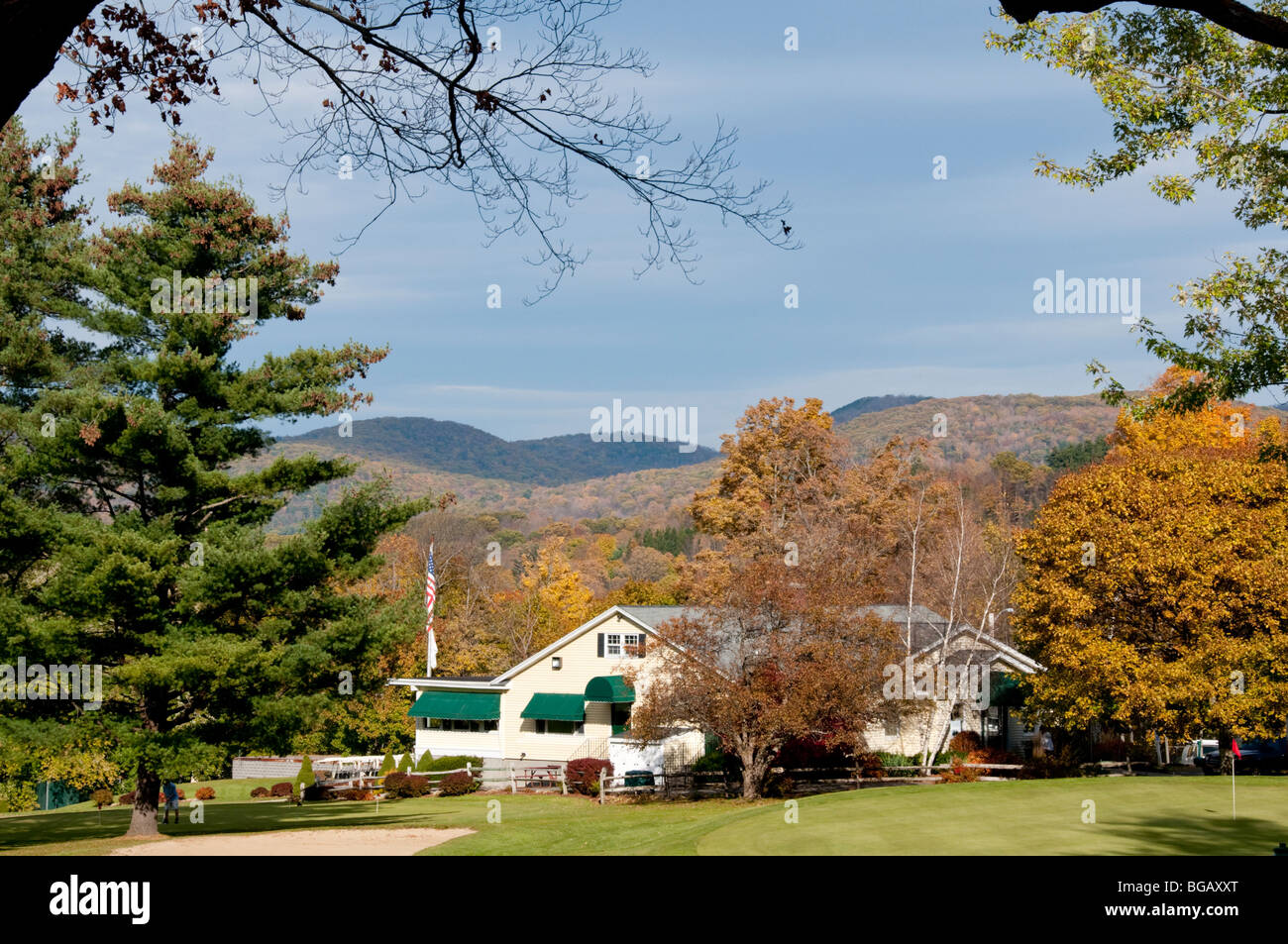 Lee Golf Club,Berkshires Villages,Village,Clapboard architecture,Fall