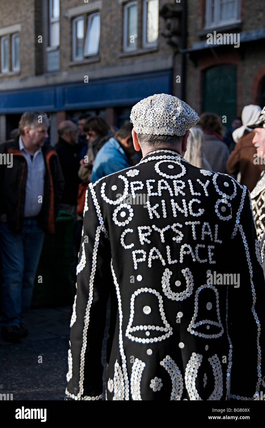 Pearly king hat hi res stock photography and images Alamy