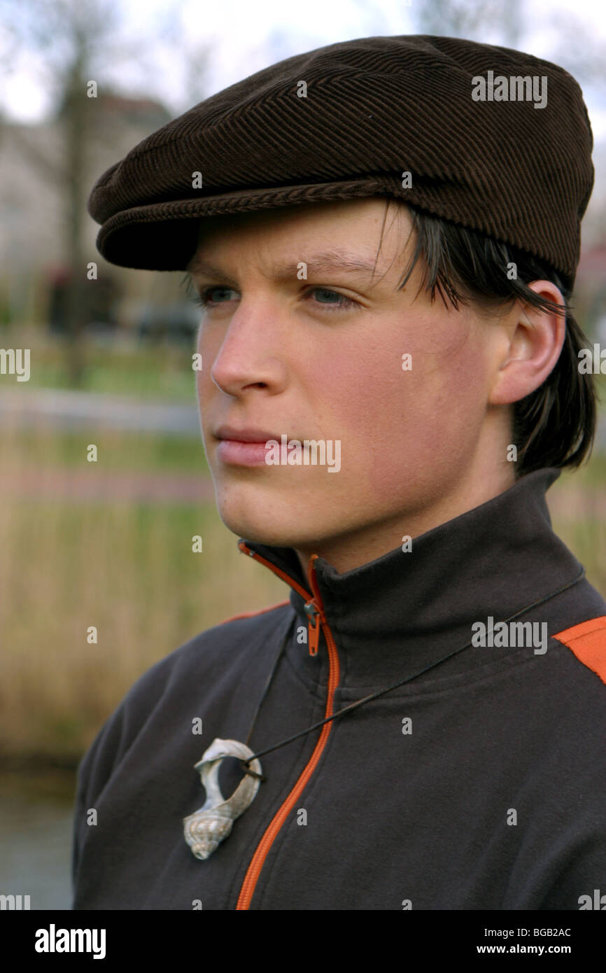 Sixpence cap hi-res stock photography and images - Alamy