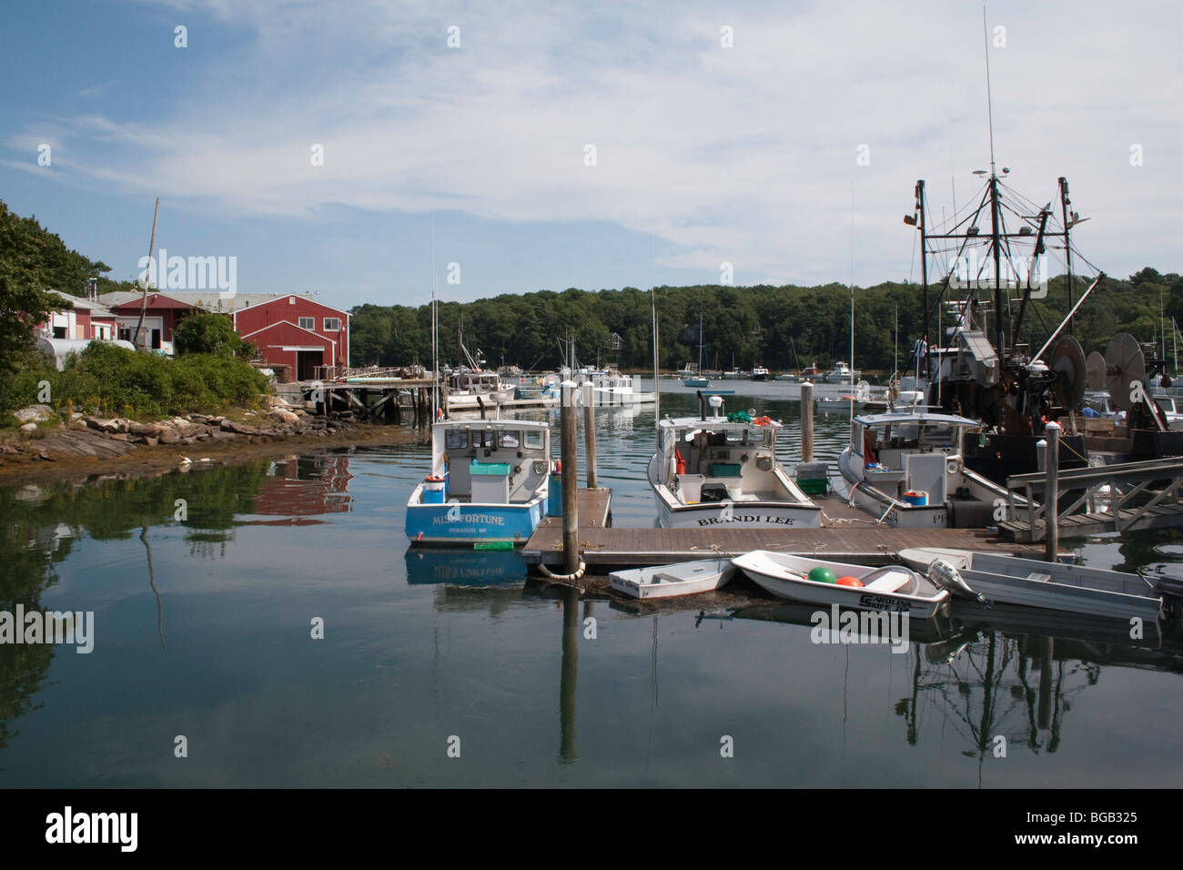 Harbor scenes of maine hires stock photography and images Alamy