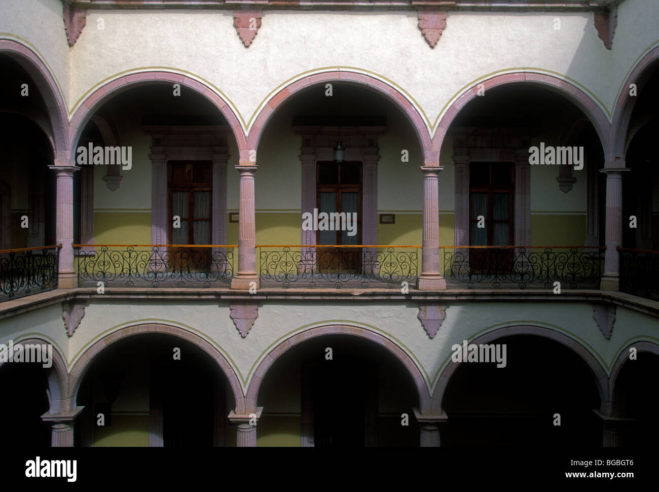 courtyard, patio, Palace of Justice, Palacio de la Mala Noche, 699 Avenida Hidalgo, 699 Hidalgo Avenue, Zacatecas, Zacatecas State, Mexico Stock Photo