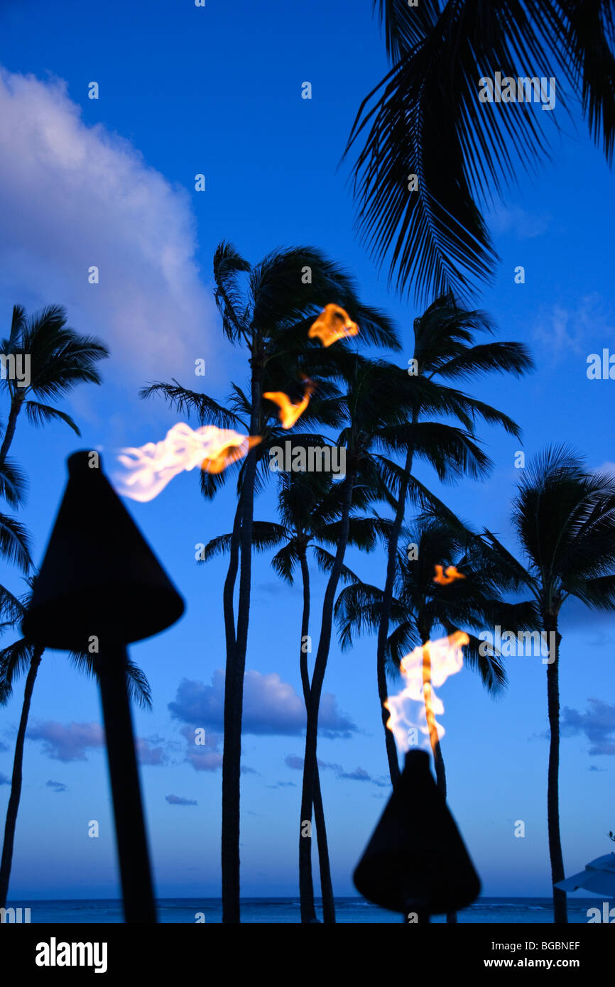 Tiki torch hires stock photography and images Alamy