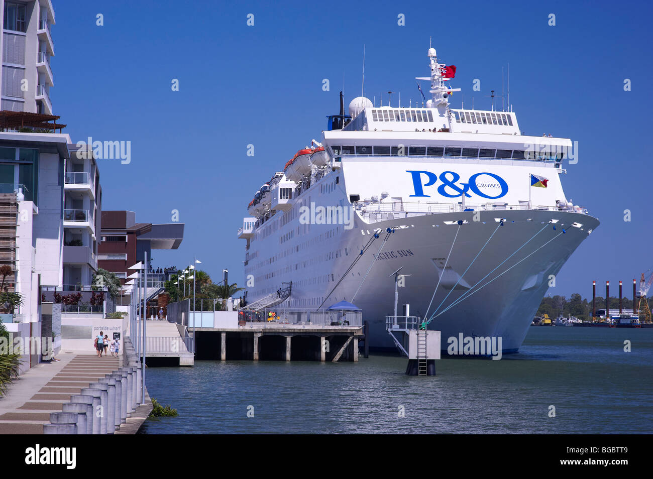 P&O Pacific Sun docked at Portside Wharf Cruiseship Terminal Brisbane Stock Photo