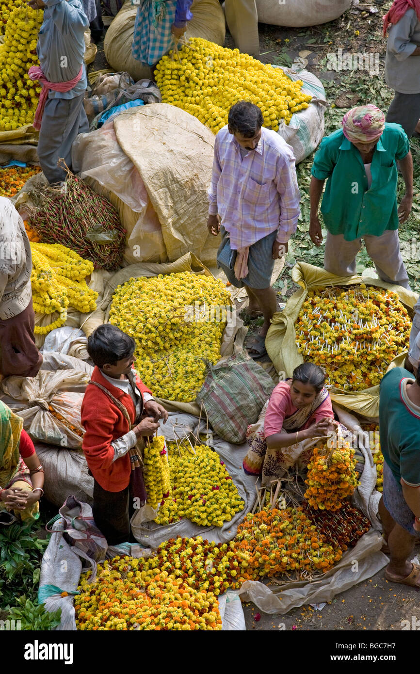 Flowers market. Calcutta (Kolkata). India Stock Photo Alamy