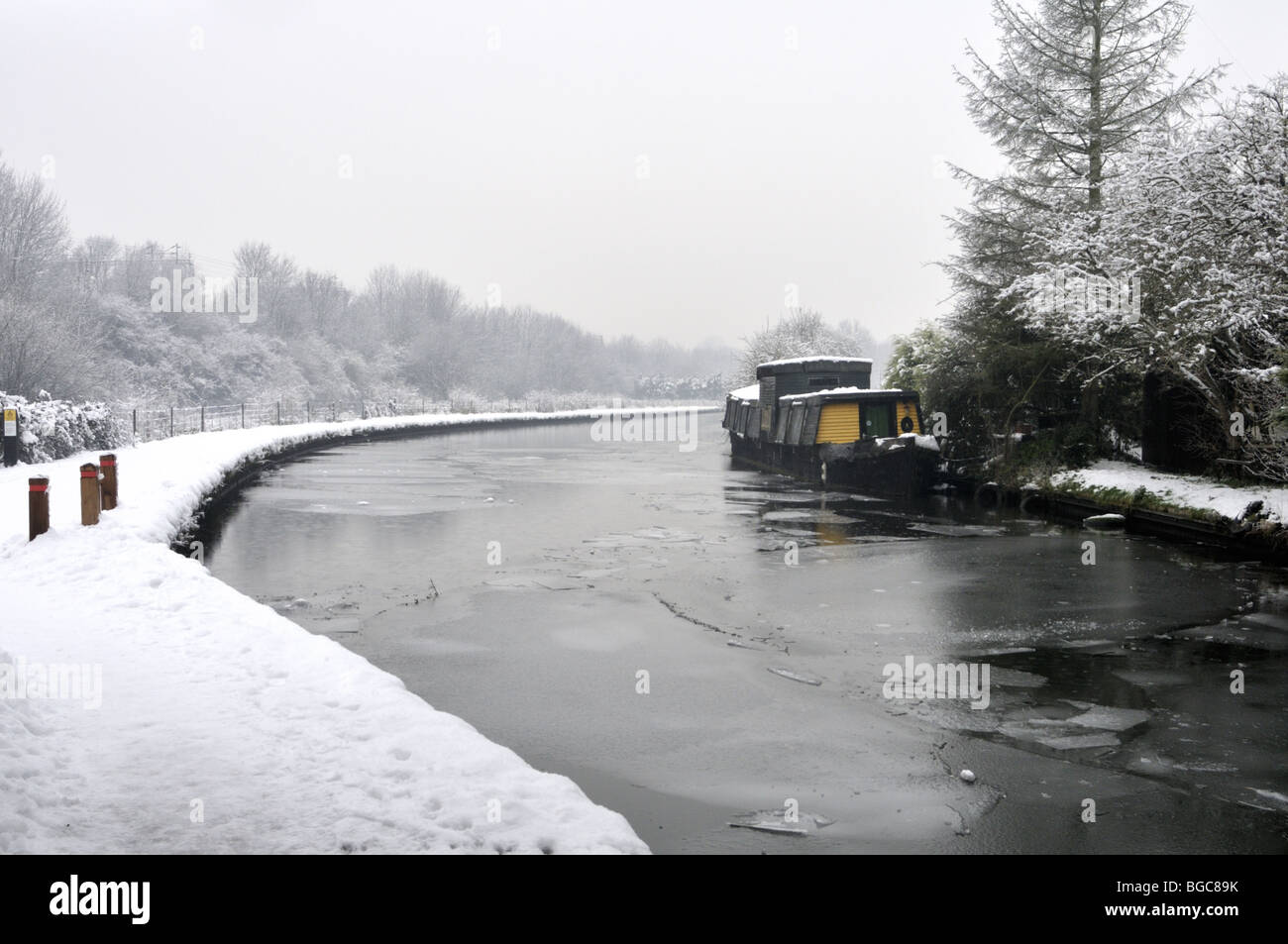 Grand Union Canal in winter, Hemel Hempstead, Hertfordshire, UK. Stock Photo