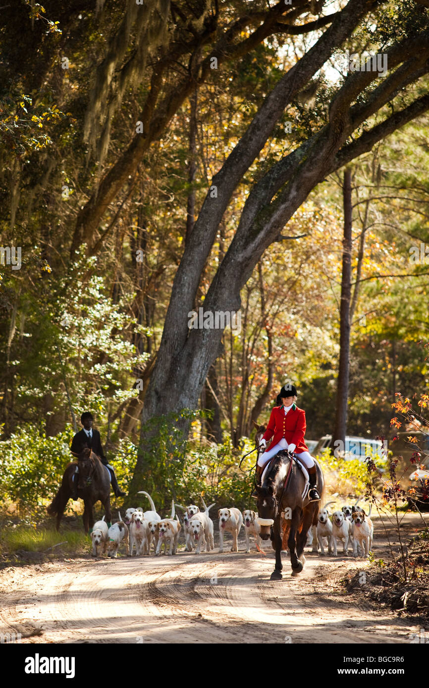 Middleton Hunt Fox hunters lead the hounds at the Middleton Place Fox Hunt at ...