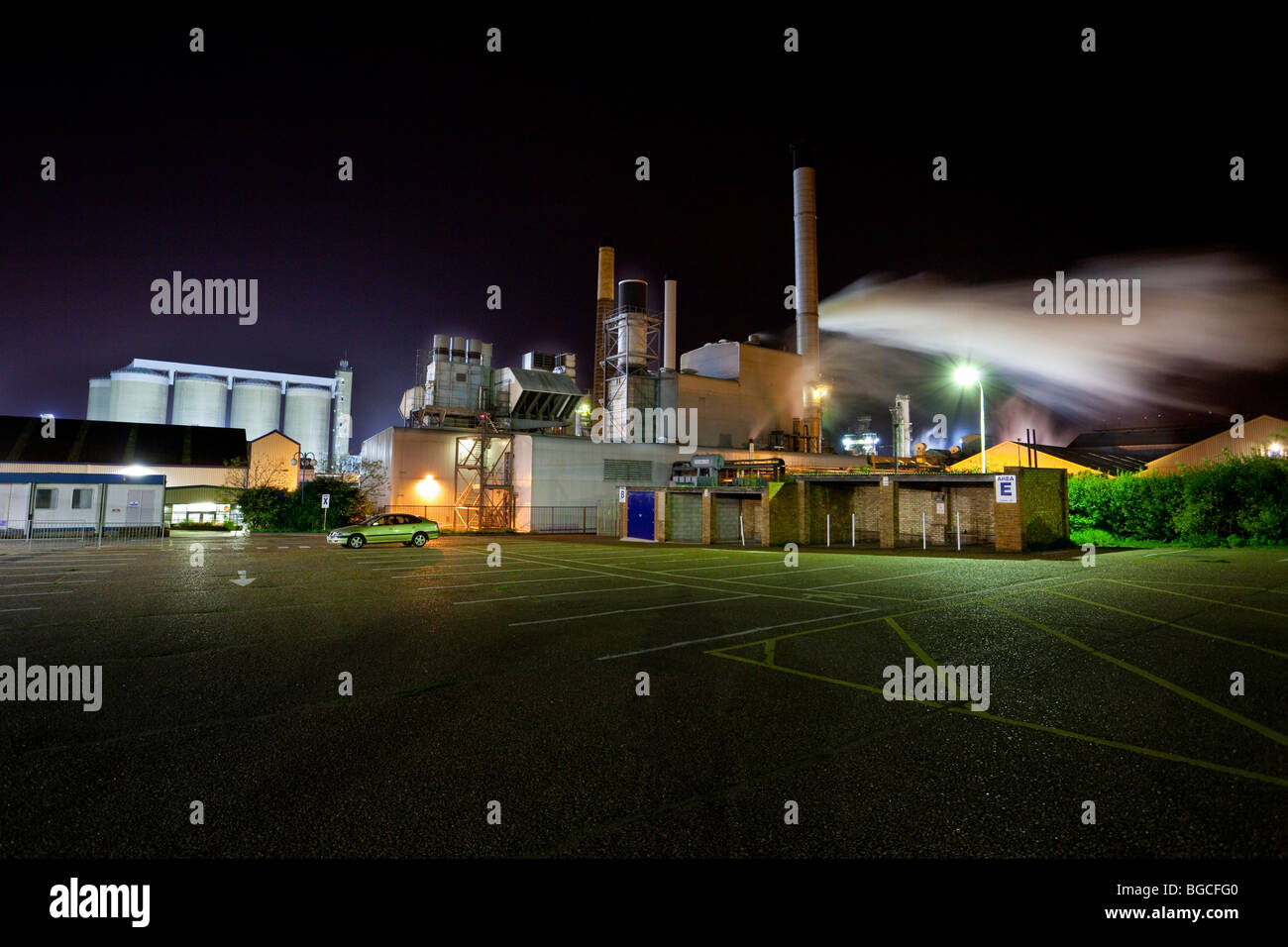 British Sugar Plc factory at Bury St Edmunds, Suffolk, UK and combined heat and power (CHP) system Stock Photo