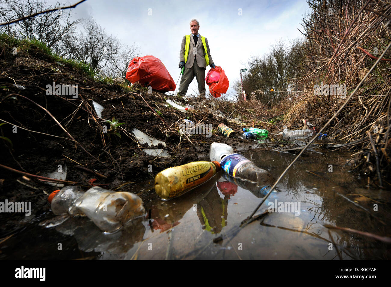 Stan Stone from Lower Apperley Gloucestershire UK who voluntarily collects litter in the area Stock Photo